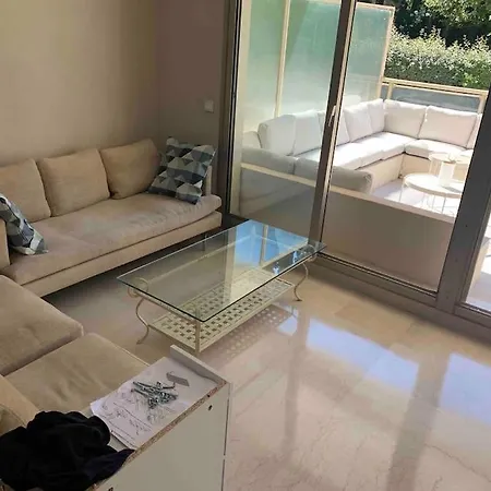 Superbe Terrasse Privative Avec Magnifique Piscine 公寓 *
