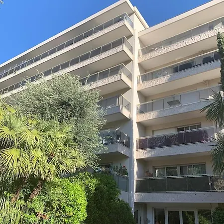 公寓 Superbe Terrasse Privative Avec Magnifique Piscine 戛纳