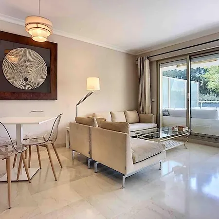 Superbe Terrasse Privative Avec Magnifique Piscine 公寓