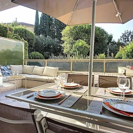 Superbe Terrasse Privative Avec Magnifique Piscine 公寓